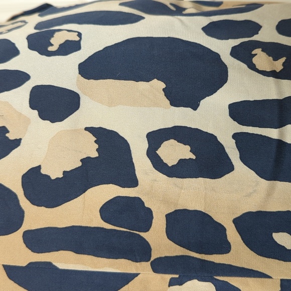 DVF Diane Von Furstenberg Leopard Print Pencil Skirt - Picture 7 of 7